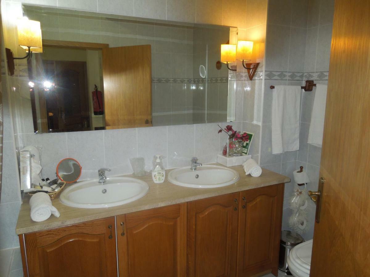 Borges Pimentel Apartment Πόντα Ντελγκάντα Εξωτερικό φωτογραφία
