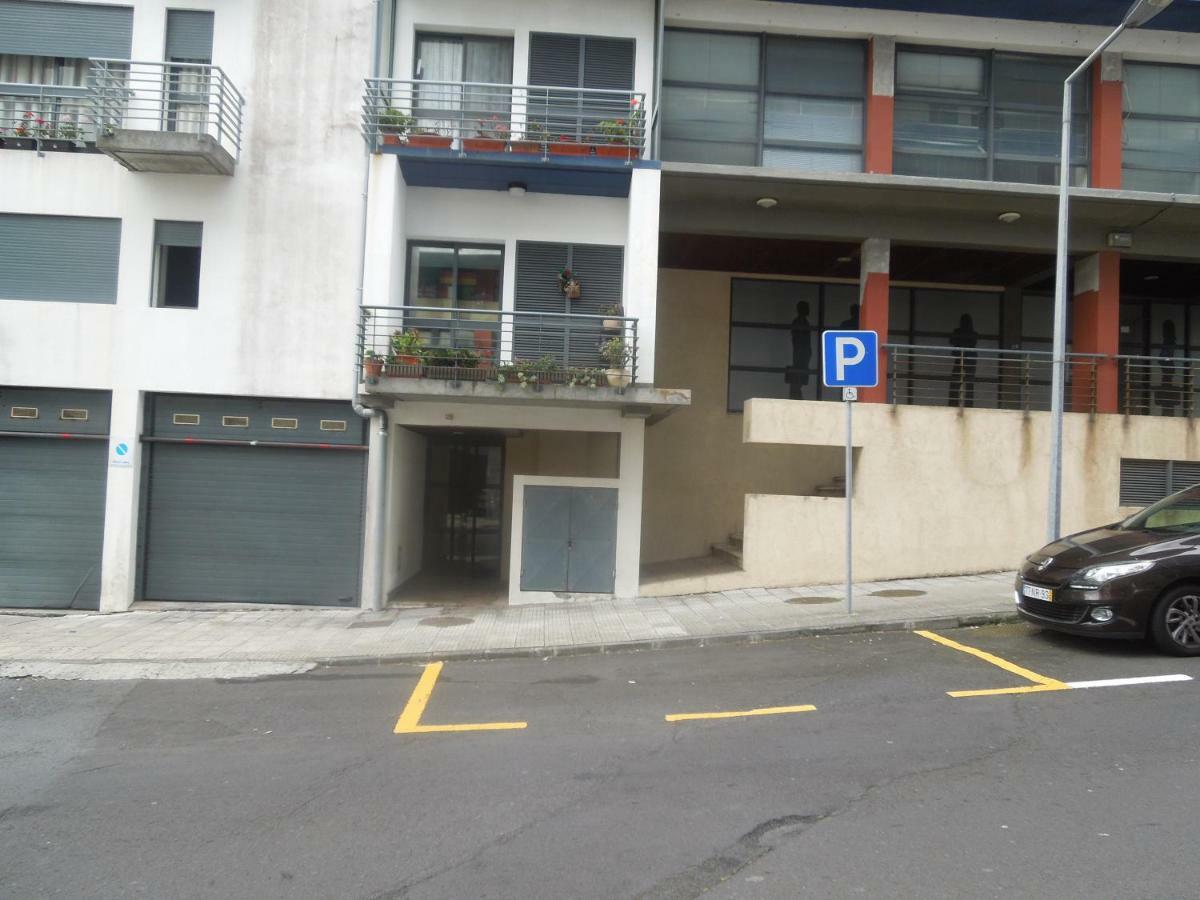 Borges Pimentel Apartment Πόντα Ντελγκάντα Εξωτερικό φωτογραφία